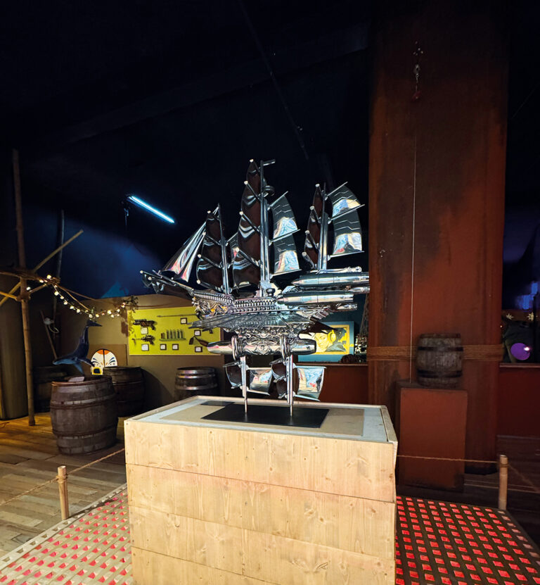 « Pirates » : embarquement immédiat pour des mondes clandestins